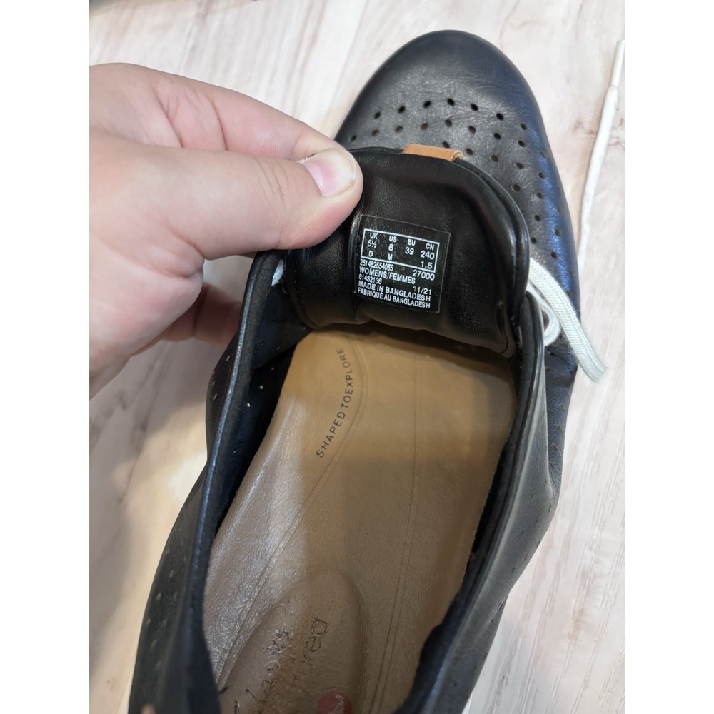 Clarks Un Rio Tie Women's Sneaker Black, Size 8M, leather, comfort, arch support - Picture 4 of 13